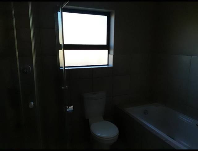 2 BEDROOM PROPERTY TO RENT IN BURGUNDY ESTATE